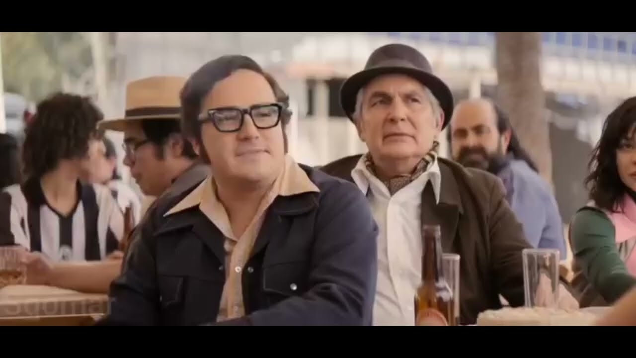 La pelea entre Roberto y Mariano - Chespirito : Sin Querer Queriendo (Episodio 8) Clip HD