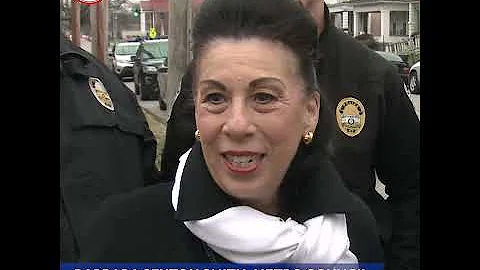 Councilwoman Barbara Sexton Smith, LMPD officers h...