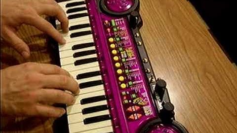 Circuit Bent Kawasaki Noize/Glitch Synth Keyboard Statikstramentz