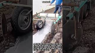 비닐 멀칭기 작업 현장 #worker #process #agriculture #farming #machinery