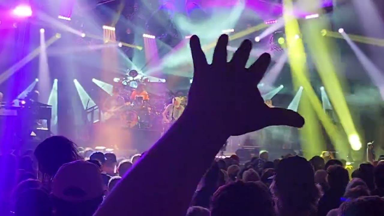 Dead & Company - China Cat Sunflower/I Know You Rider - 6/27/23 - Deer Creek, Noblesville, IN