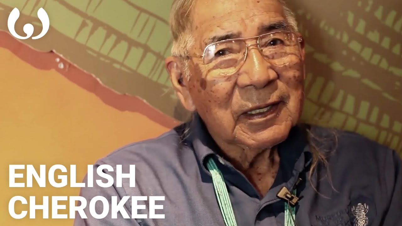 WIKITONGUES: Jerry speaking English and Cherokee