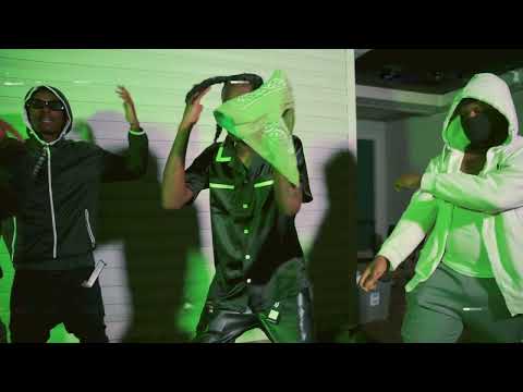 Guarda Teezy6k - Catch em (Official Music Video) su YouTube Guarda Teezy6k - Catch em (Official Music Video) su YouTube