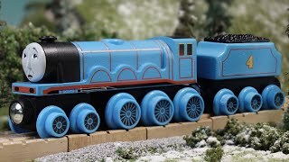Gordon 2022 - Thomas & Friends Wooden Railway Review