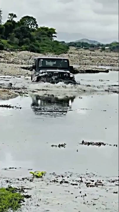dar lag raha hai abhi to khel shuru hua he🔜#shorts #mahindrathar #offroad