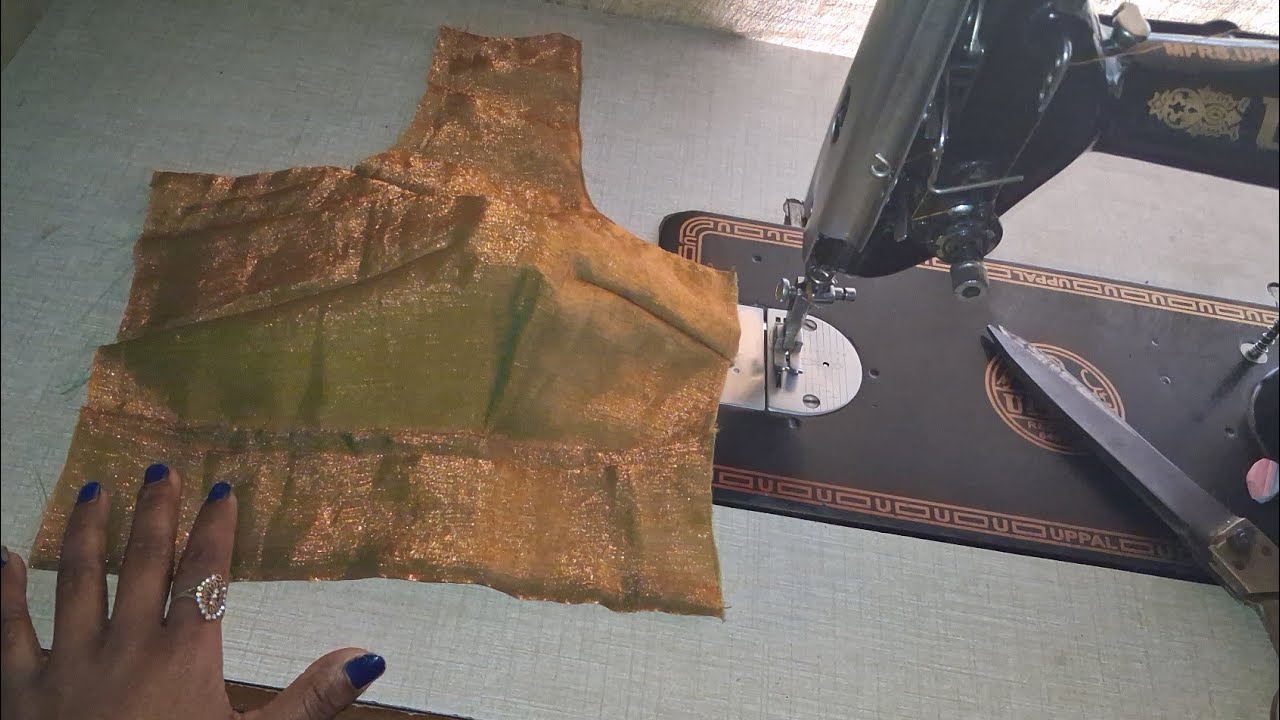 ब्लाउज में बेल्ट लगाने का सही तरीका || Tips And Tricks ||#blouse #stitching 