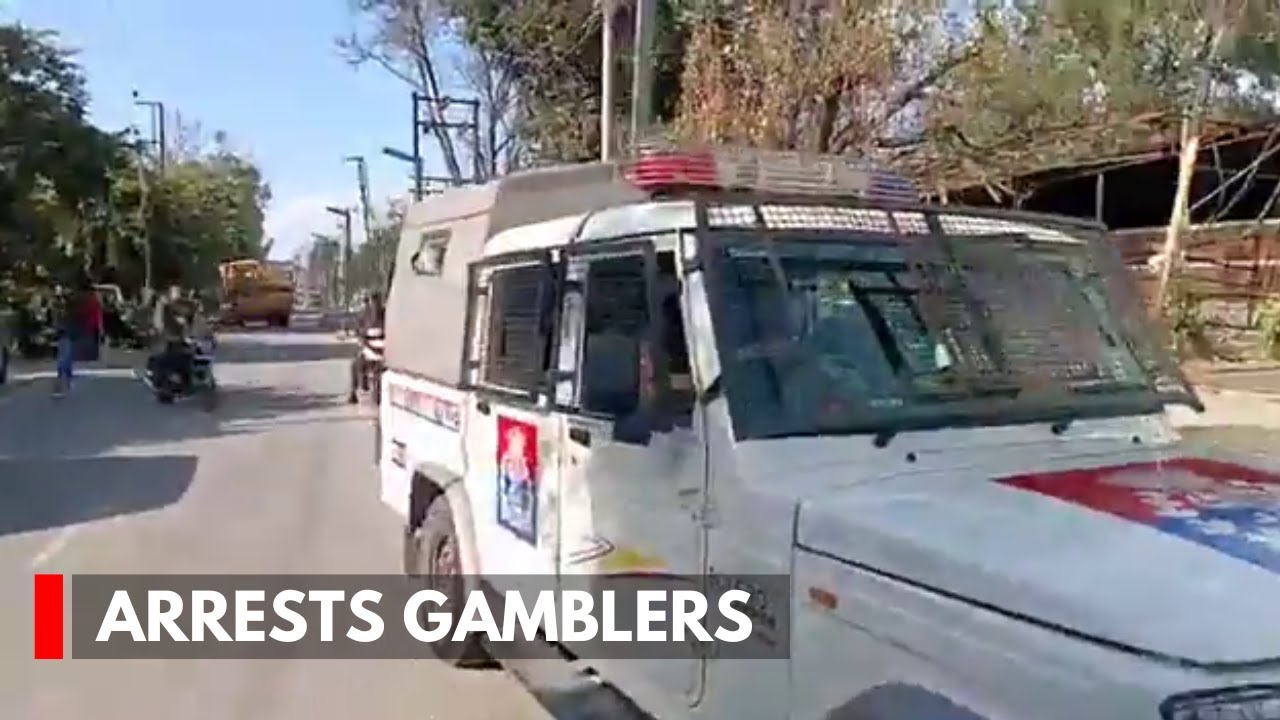 Bakshi Nagar Police Arrests Gamblers, Cash Seized