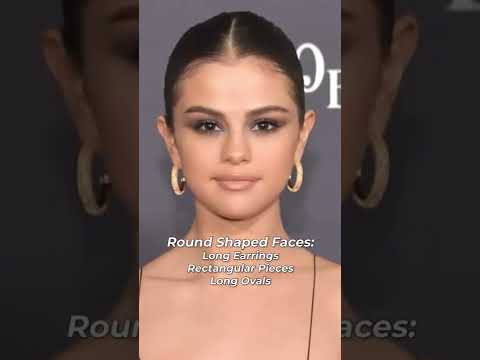 What earrings compliment
