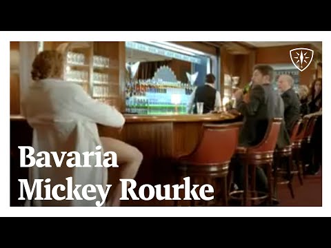 Vidéo: Mickey Rourke rajeuni