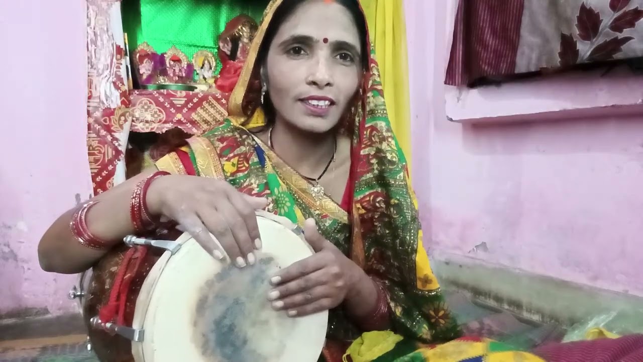 Radhe #radhe #🙏🚩 आइए सीखते है दोनो हाथों को  मिला कर कैसे चलाए ढोलक पर 🙏🙏🚩