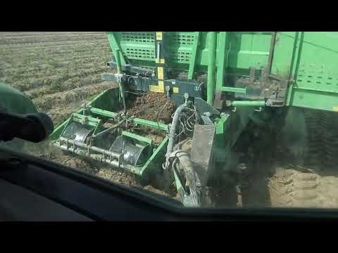 ماكينة حصاد البطاطس Potato Harvester AVR SPIRIT 6200