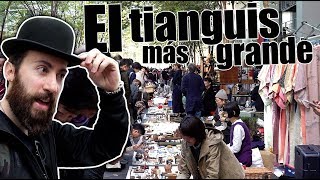 The largest FLEA MARKET in Japan TIANGUIS flea market Tokyo, knickknacks, Mexico