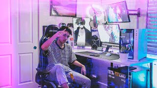 A 17 YearOld's DREAM Streaming Setup/Room Tour + some hypebeast things