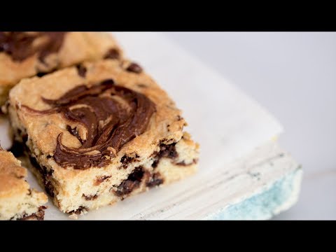 Chocolate Chip Blondies Recipe | Yummy PH