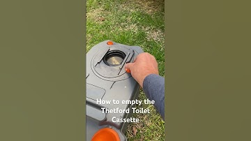 Emptying the Thetford Toilet Cassette