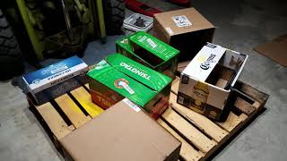 Read barcodes from multiple boxes on a pallet