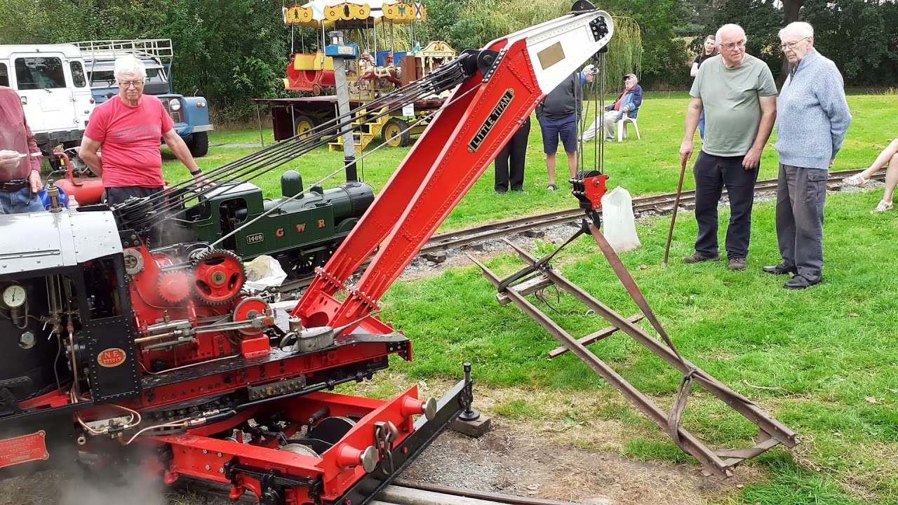 steam crane in action