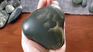 Beach found Jade / NZ Pounamu