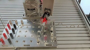 Robot Mitsubishi Electric RV-2FR in spline function