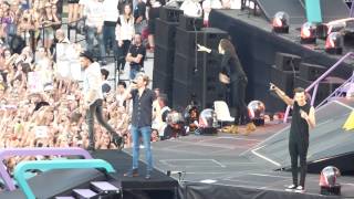 HD - One Direction - Steal My Girl (live) FZ72 @ Wien, Vienna,  Austria OTRA 2015