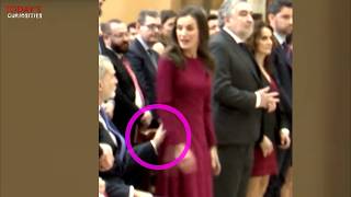 Queen Letizias Face When Felipe Touches Her Bottom At A Public Event
