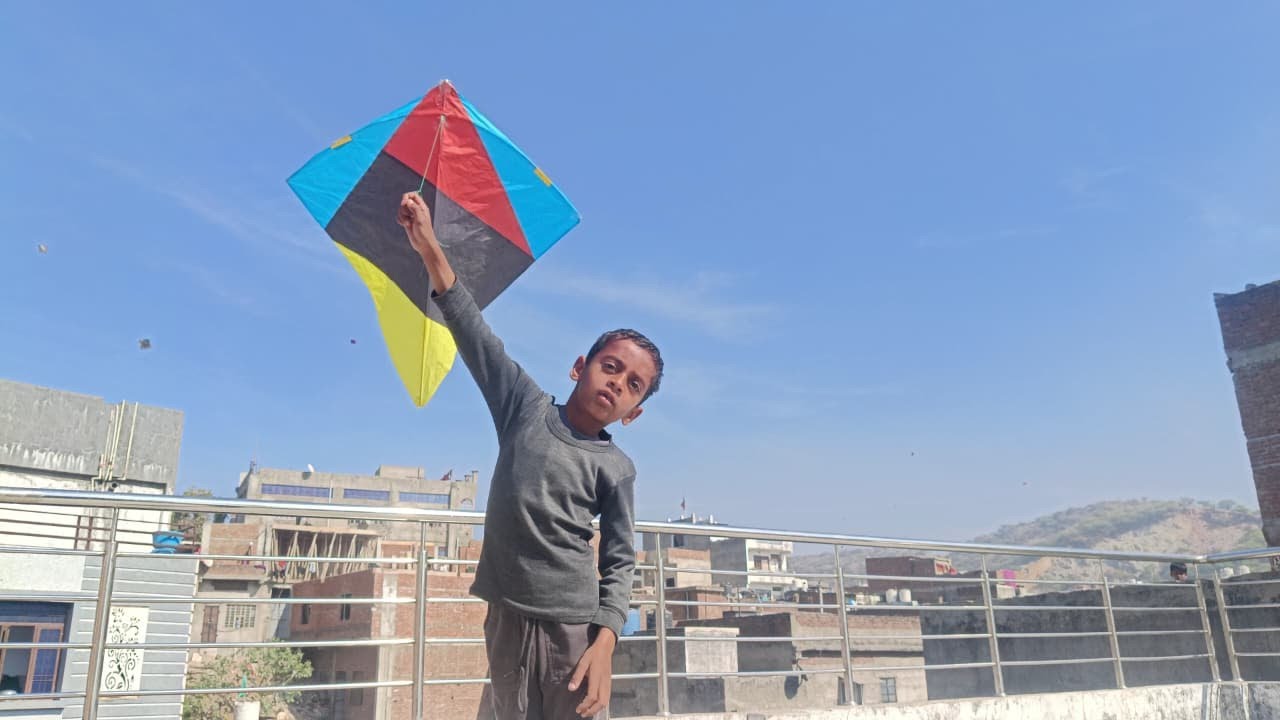 Kite flying Kite looting Kite lapeting video 