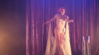 Mx Burlesque Nsw 2022 - Sian Brigid Striptease