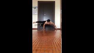 ARM Balance Yoga poes Parsva Bakasana by Nguyen Viet Ha