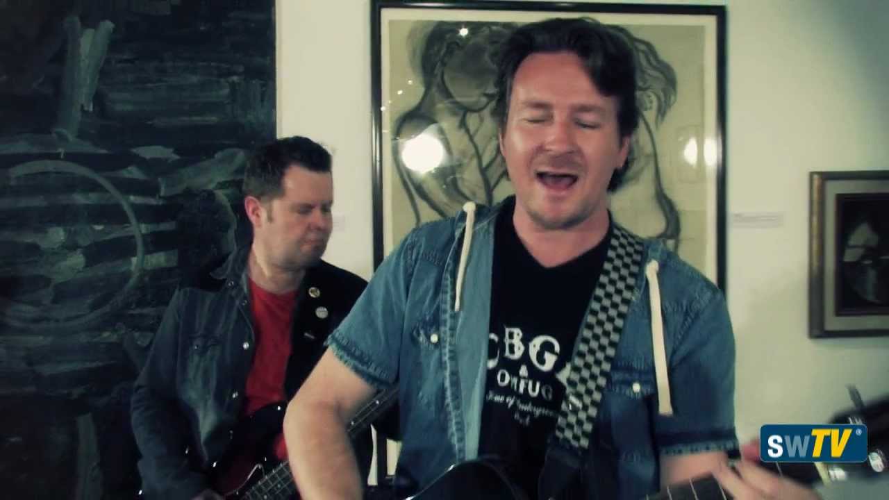 The Bateleurs Interview & Performance - YouTube