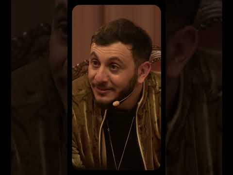 Кто-нибудь знает, сколько сейчас химчистка обоев стоит? Ему хватит? #huga #сториселлинг