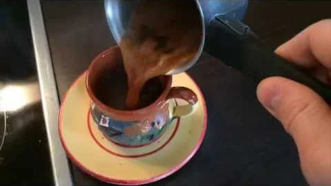 Wie griechischen Kaffee trinken?