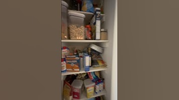 Small Pantry Clean & Re-organize #smallpantryorganization #pantrychallenge