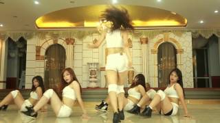 Roll Deep Hyuna Behind The Scenes Part 2 - Oops Crew