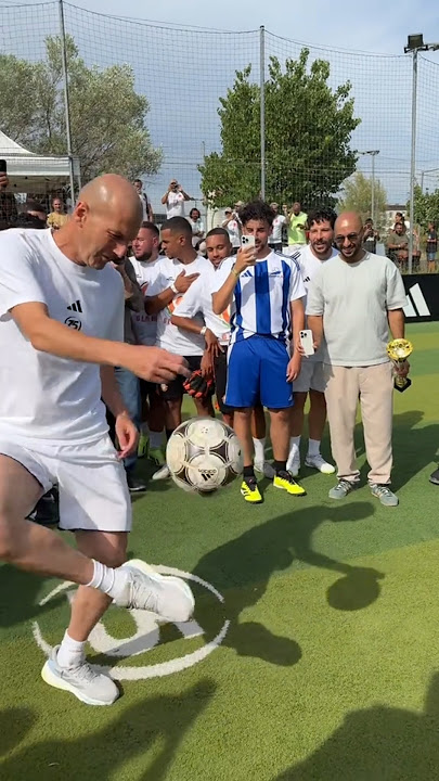 ❤️ Zinedine Zidane & Paul Pogba régalent les fans avec des jongles #football #shorts