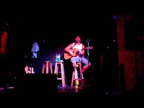 Lo nuestro tiene magia . Francisco Lago