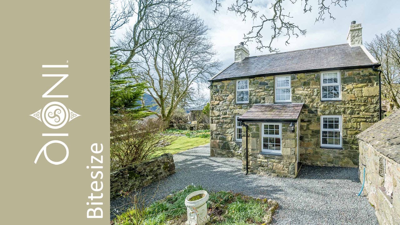 Traditional Welsh Farmhouse In The Mountains MaesYCwm Bitesize