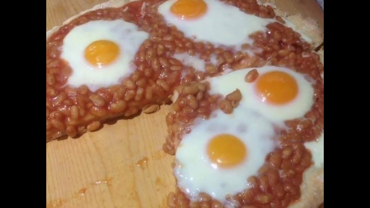 Cursed foods with unsettling music