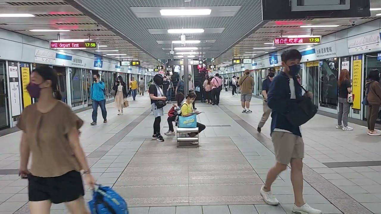 台北捷運 板南線 南港展覽館站 下班尖峰時刻人潮 [BL22]