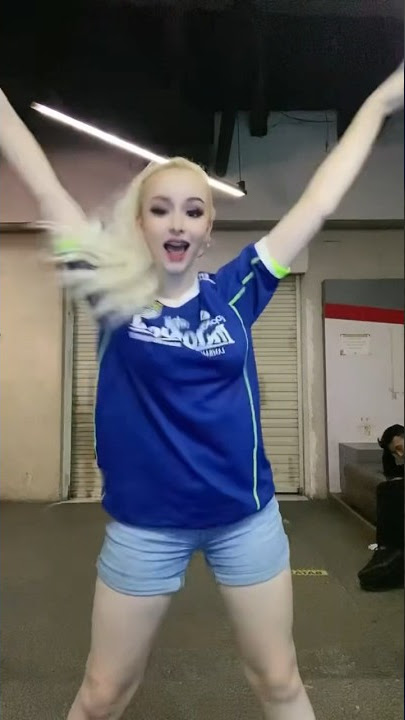 Bule barbie persib wkwkw