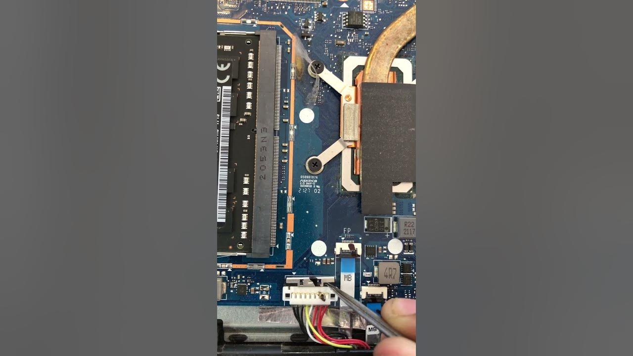 how to disconnect ASUS battery connector - Very Tricky - YouTube