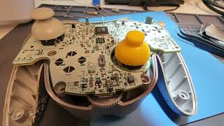 Gamecube Wavebird Hot Glue Mod