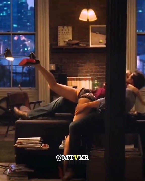 مقطع رومانسي مص شفايف نار 🔥🔞اغاني رومانسيه🔥🙊حالات واتس اب حب بوس 🔞رومانسيه جدا 🔞💋نار