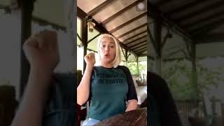 Zarina Anjoulie Ajar Artis Malaysia Untuk Berlanja Ikut Kemampuan