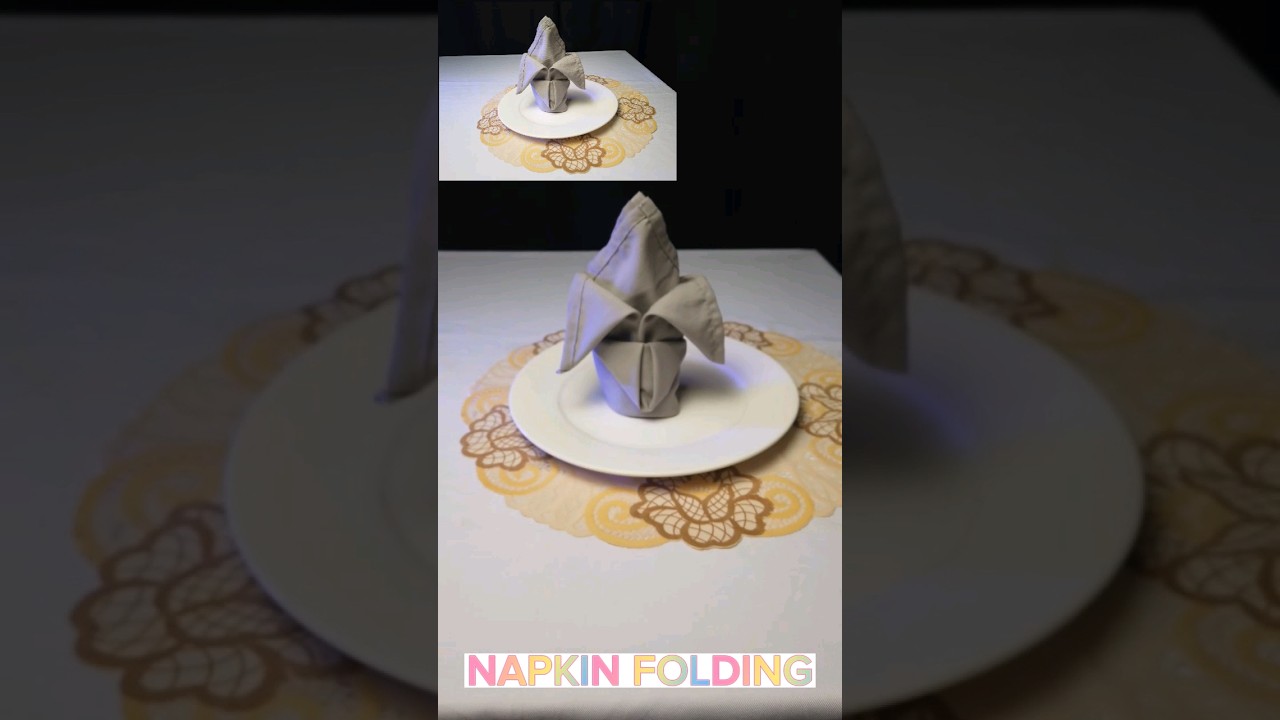 BANANA NAPKIN FOLDING