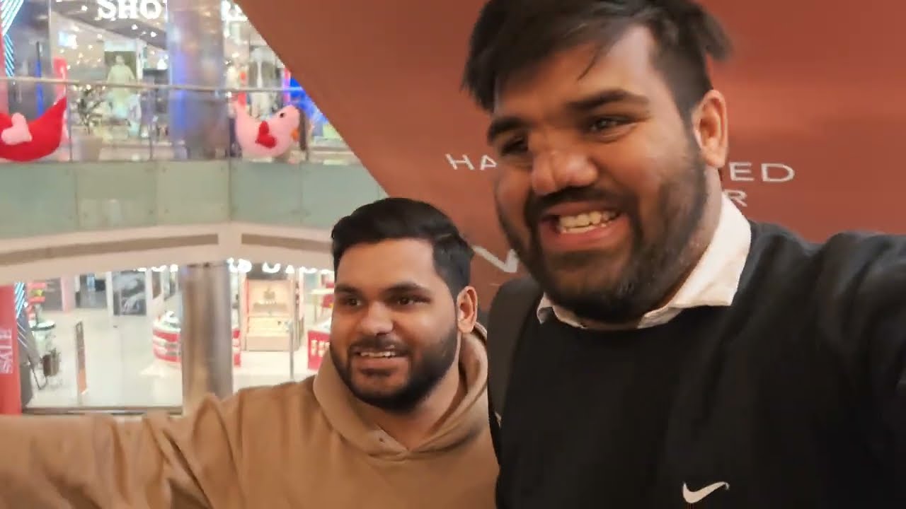 First In Lifetime Mall Mein Shopping #vlog #trending #familychannel #familyvlog #familydrama