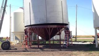 Setting a 5500 bushel grain bin on a hopper bottom
