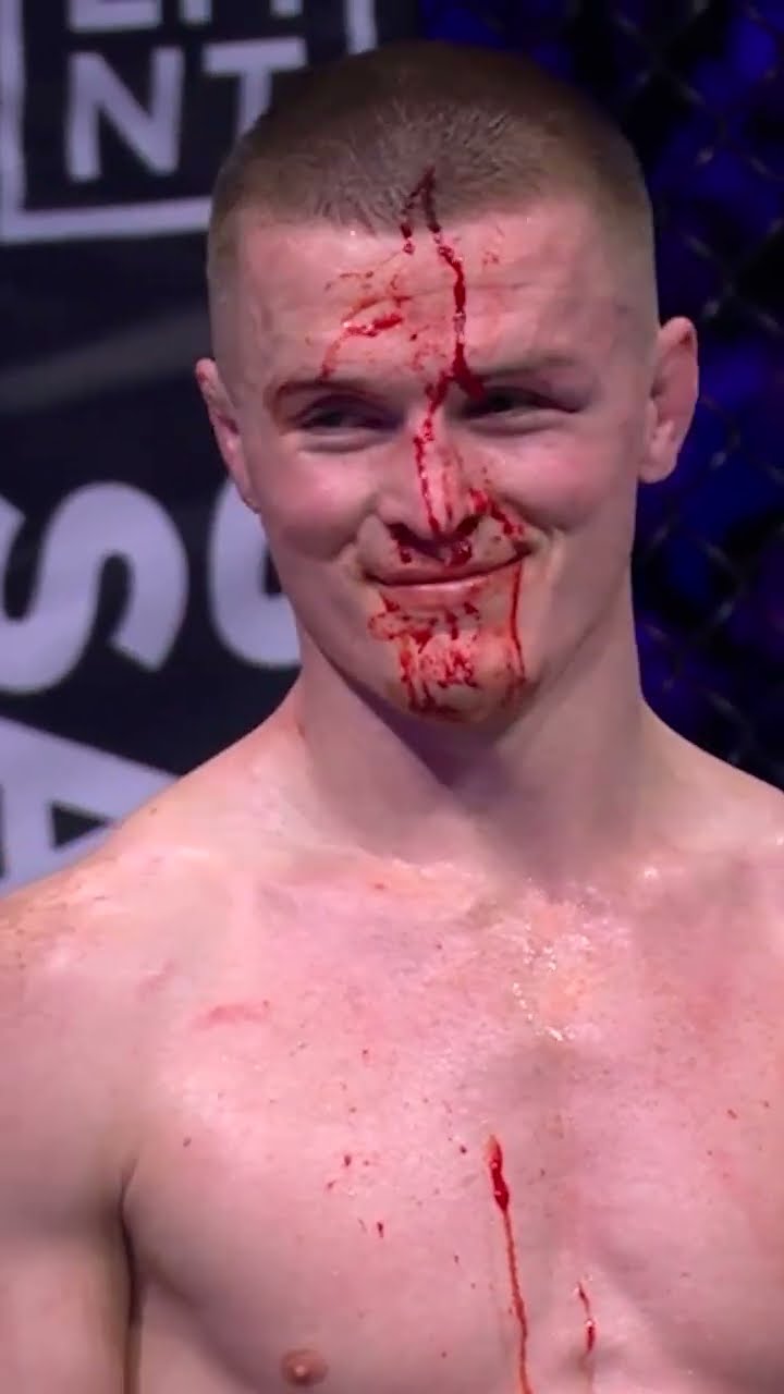 Paul Hughes turned up the showmanship against Usman Nurmagomedov! #MMA #PFL #Short