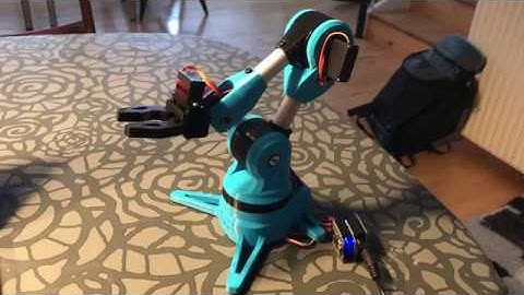 First test of the Mini Niryo One