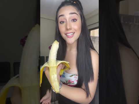 COMO DEVORAR Y COMER LA BANANA 🍌😱🙊