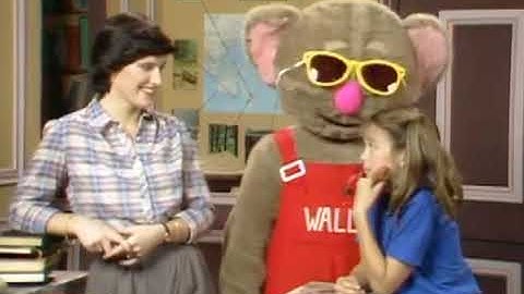 Felix the Cat (1975 - 1977) segment | Series 1 Episode 10 | Writing in the Sand